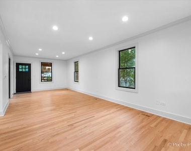 518 Illinois Street - Photo Thumbnail 12