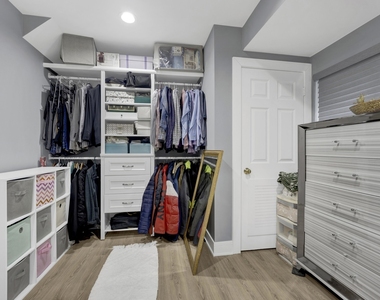 27w180 Cooley Avenue - Photo Thumbnail 7