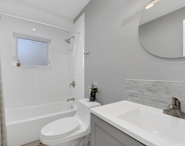 27w180 Cooley Avenue - Photo Thumbnail 11