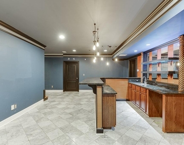 940 Chateau Forest Road - Photo Thumbnail 57
