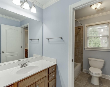 940 Chateau Forest Road - Photo Thumbnail 49