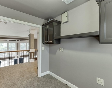 940 Chateau Forest Road - Photo Thumbnail 41