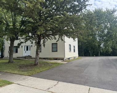 479 Eisenhower Street - Photo Thumbnail 1
