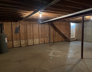 479 Eisenhower Street - Photo Thumbnail 21