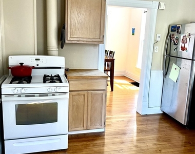 810 Simpson Street - Photo Thumbnail 13