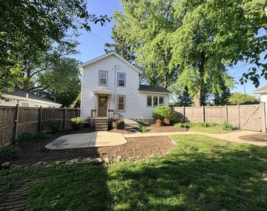 634 E 5th Avenue - Photo Thumbnail 2