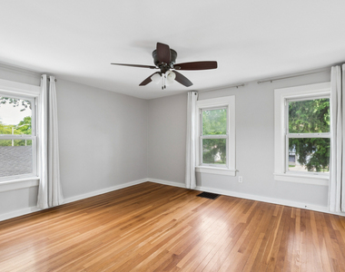 634 E 5th Avenue - Photo Thumbnail 10