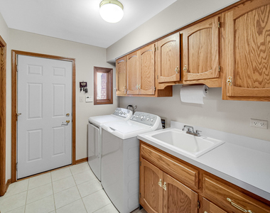 15538 Royal Glen Court - Photo Thumbnail 6