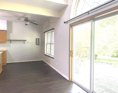 4013 Oak Tree Lane - Photo Thumbnail 6