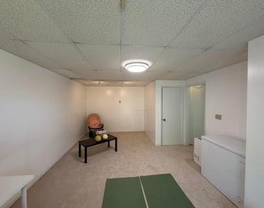1538 Hunt Drive - Photo Thumbnail 18