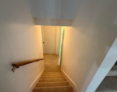 1538 Hunt Drive - Photo Thumbnail 15
