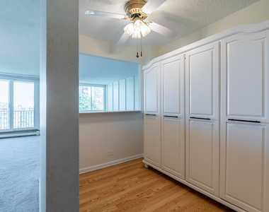 2211 S Highland Avenue - Photo Thumbnail 20