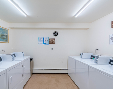 2211 S Highland Avenue - Photo Thumbnail 22