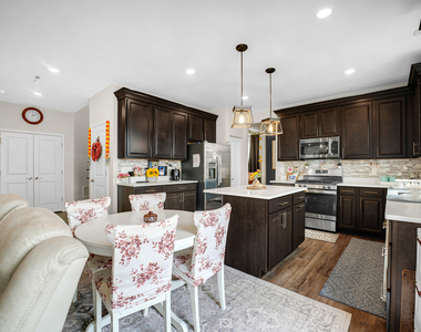 2022 Ingemunson Lane - Photo Thumbnail 11
