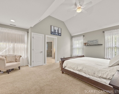 219 N Fremont Street - Photo Thumbnail 16