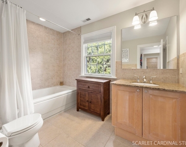 219 N Fremont Street - Photo Thumbnail 20