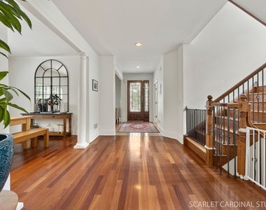 219 N Fremont Street - Photo Thumbnail 1