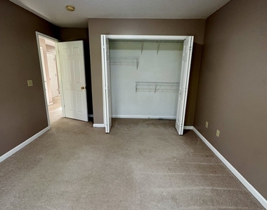 3054 Cherrywood Drive - Photo Thumbnail 15