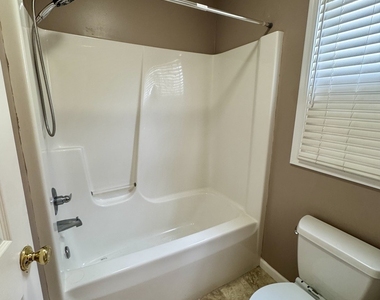 3054 Cherrywood Drive - Photo Thumbnail 19
