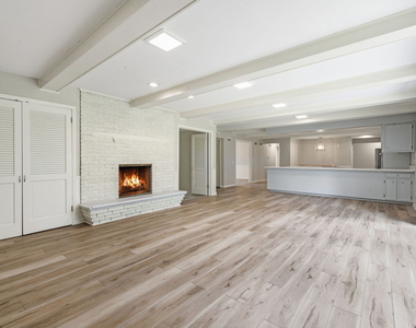 27 Sheffield Lane - Photo Thumbnail 8