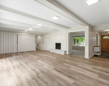 27 Sheffield Lane - Photo Thumbnail 4