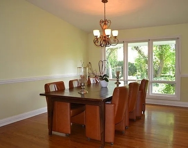 1835 Silverwillow Drive - Photo Thumbnail 2