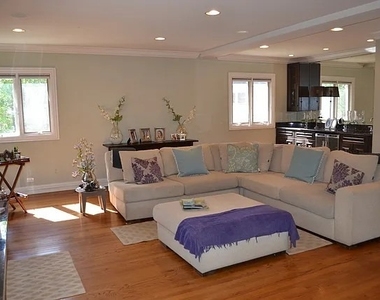 1835 Silverwillow Drive - Photo Thumbnail 9