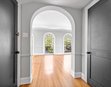 1414 Dobson Street - Photo Thumbnail 2