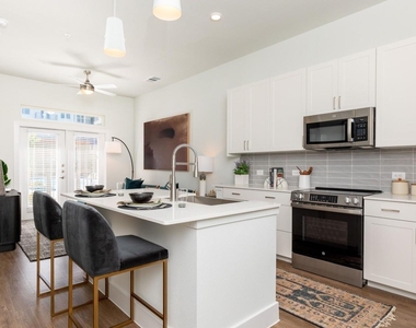 11111 Nexus Avenue - Photo Thumbnail 1