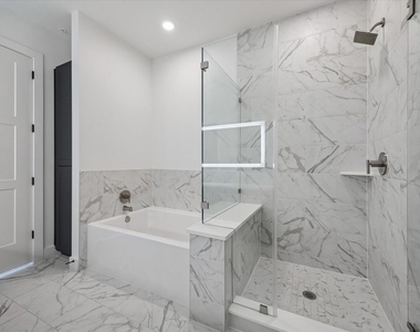 2727 Albany Street - Photo Thumbnail 13
