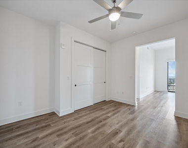 2727 Albany Street - Photo Thumbnail 18