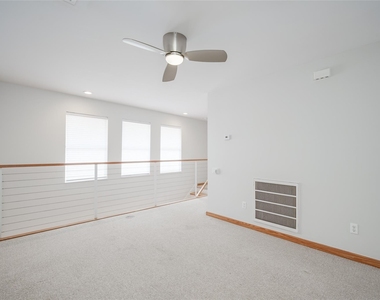 5425 Dickson Street - Photo Thumbnail 41