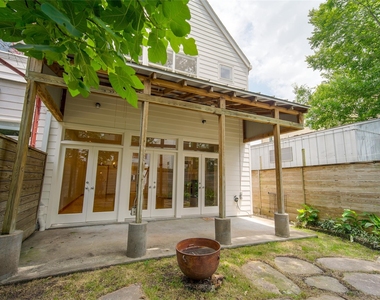5425 Dickson Street - Photo Thumbnail 20