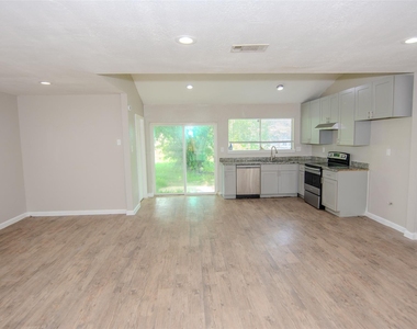 9311 Golden Wood Lane - Photo Thumbnail 1
