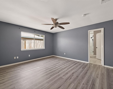 24006 Lone Elm Drive - Photo Thumbnail 14