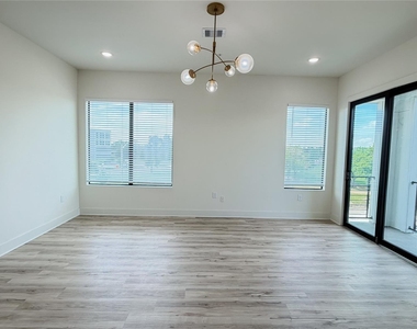 4722 Old Spanish Trail - Photo Thumbnail 5