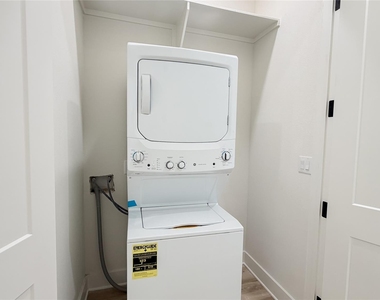 4722 Old Spanish Trail - Photo Thumbnail 14