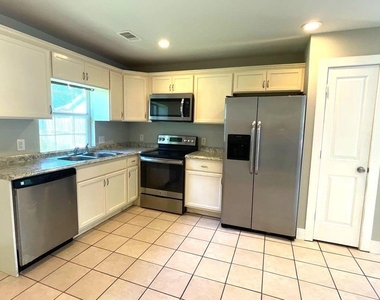 11435 Raincove Drive - Photo Thumbnail 16