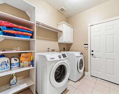 11823 Canyon Mills Drive - Photo Thumbnail 18
