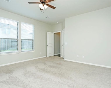 1123 Cloud Croft Lane - Photo Thumbnail 12