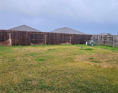4339 Isaac Bay Drive - Photo Thumbnail 17