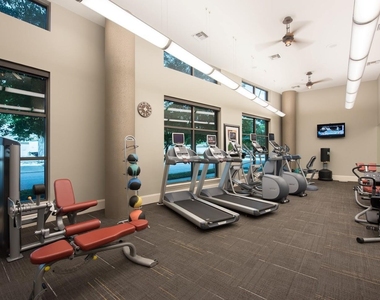 2929 Westheimer Road - Photo Thumbnail 8