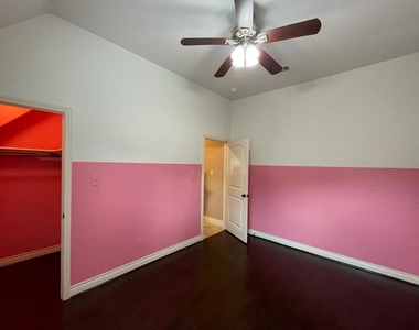 6706 Aqua Falls - Photo Thumbnail 15