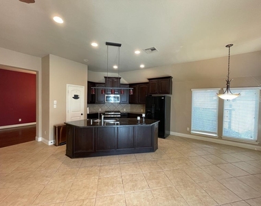 6706 Aqua Falls - Photo Thumbnail 18