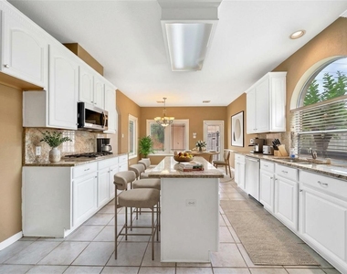 4226 Merriweather Street - Photo Thumbnail 1