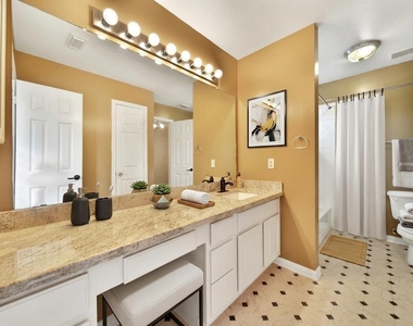 4226 Merriweather Street - Photo Thumbnail 7