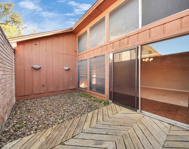15603 Stoney Fork Drive - Photo Thumbnail 4