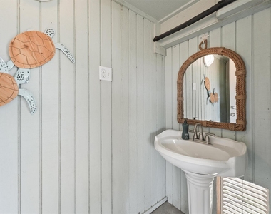 16634 Jamaica Beach Road - Photo Thumbnail 27