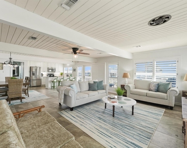 16634 Jamaica Beach Road - Photo Thumbnail 7