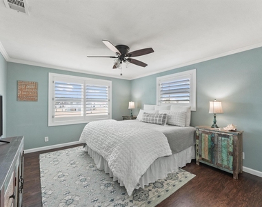 16634 Jamaica Beach Road - Photo Thumbnail 16